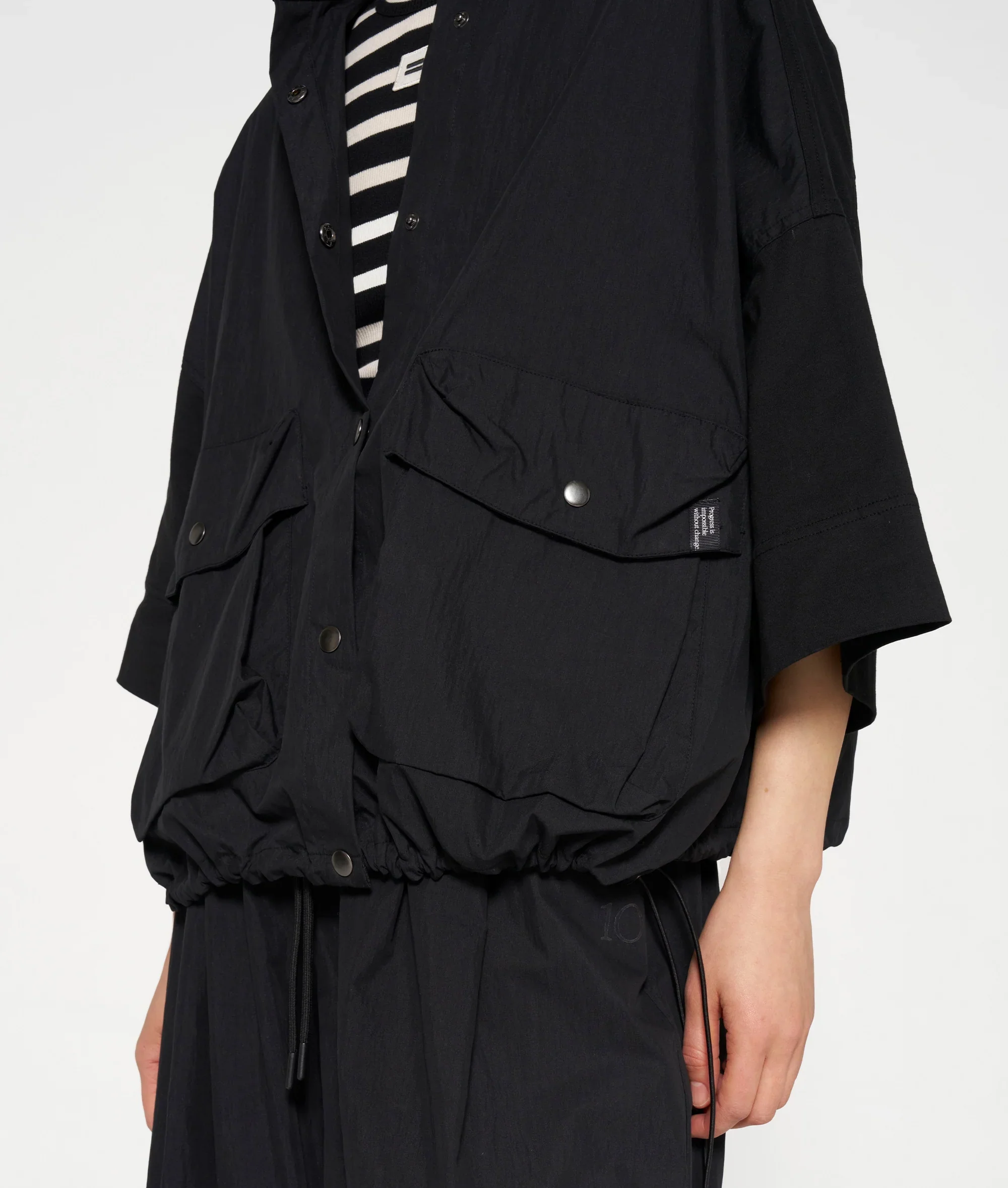 Camisa Utilitaria de Corte Oversize 10DAYS A2307 - Imagen 4