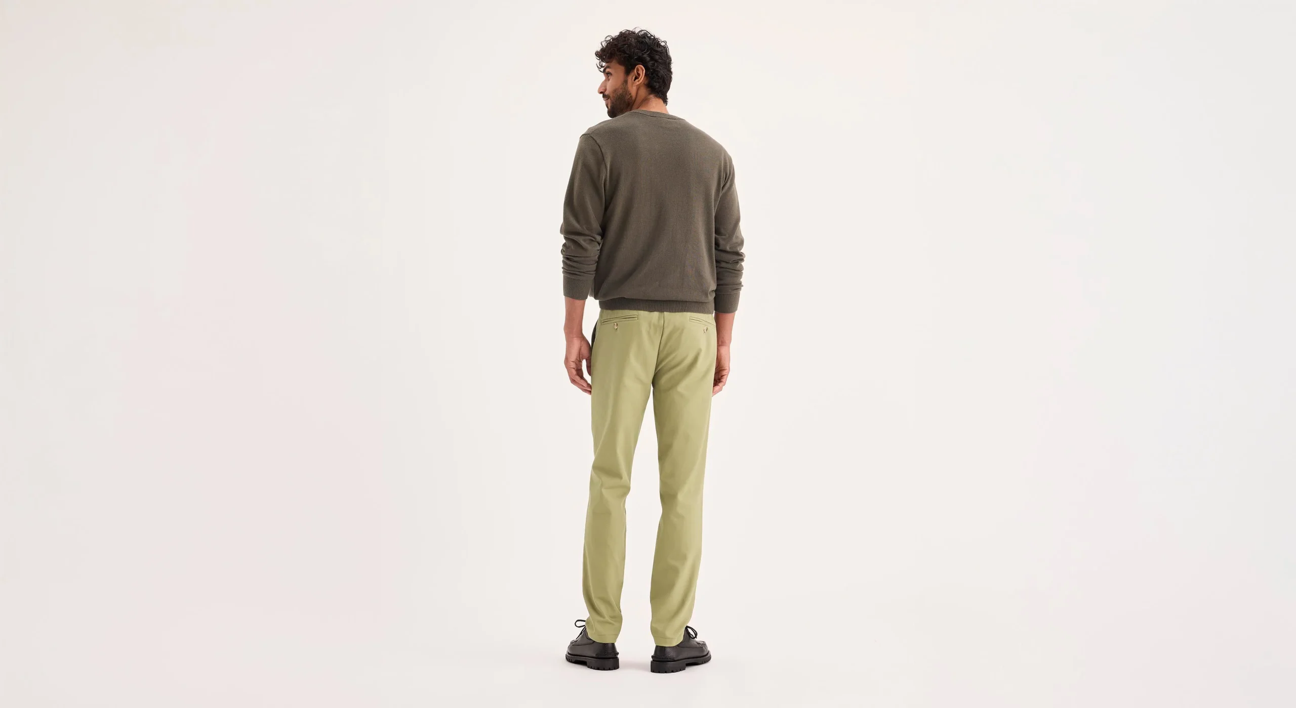 Signature Iron Free Khakis, Skinny Fit with Stain Defender® A7392 - Imagen 3